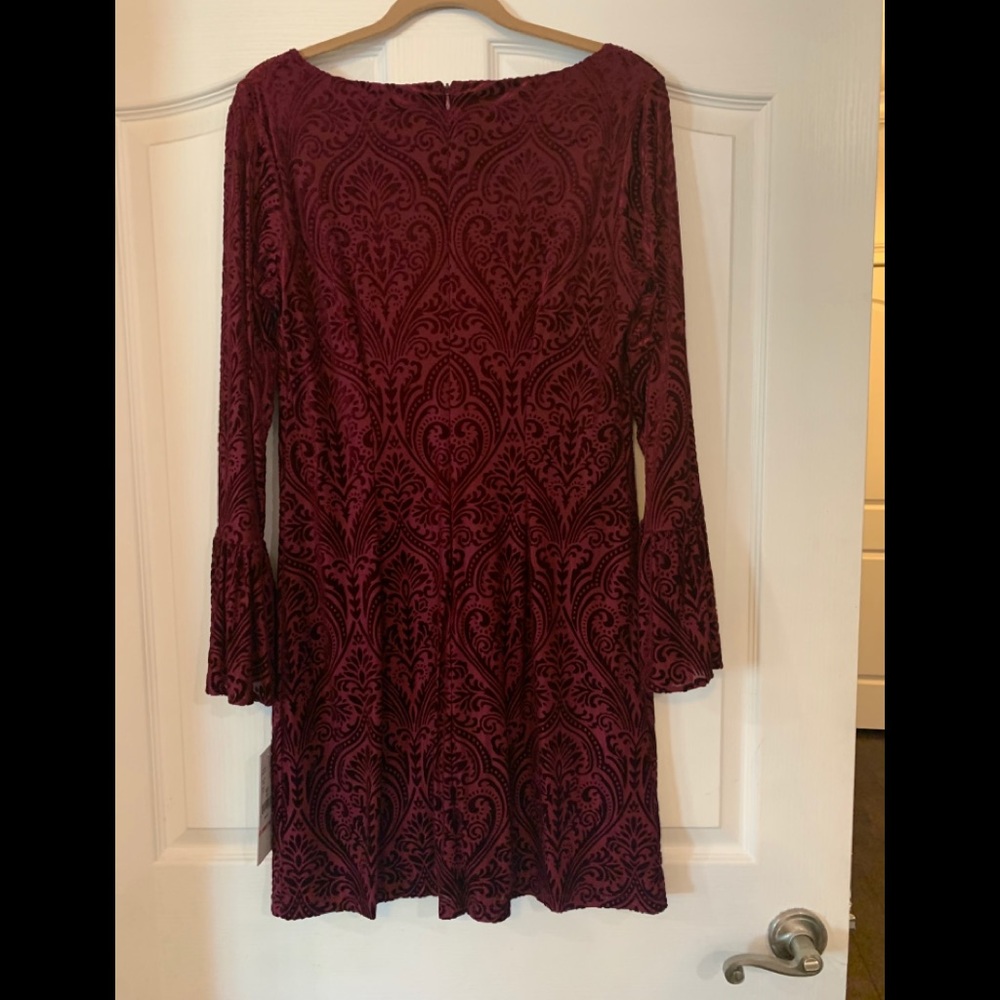 NWT Leslie Fay Dress Great for Christmas